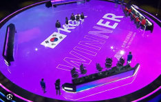 2025 ѹα E   Ϻ 
