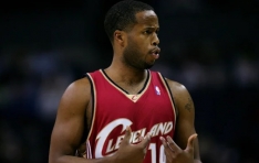 NBA  º ĵ顯̸ ,  ӽ λ  ߴ